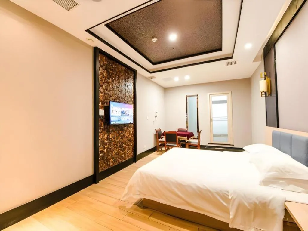 Bed in 7Days Premium Yichang Railway Station East