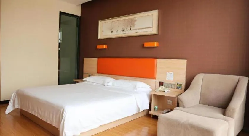 Bed in 7Days Premium Yichang Railway Station East