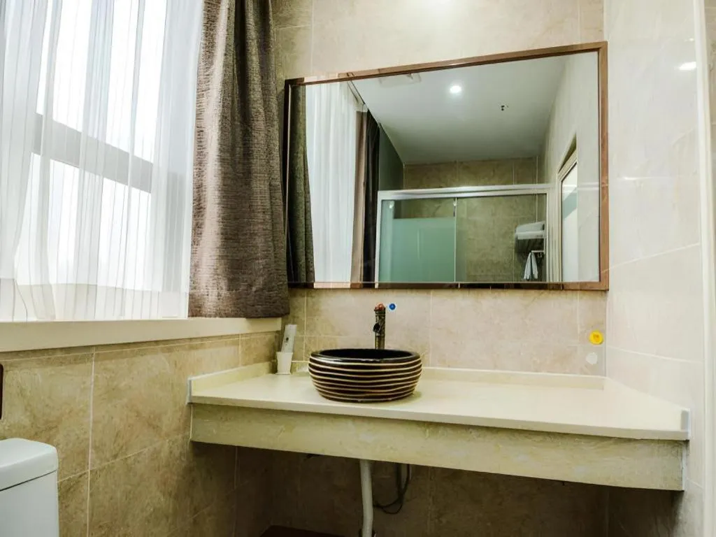 7Days Premium Yichang Railway Station East