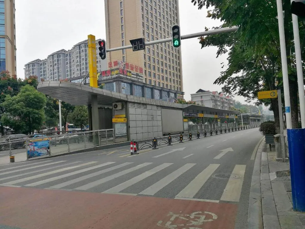 7Days Premium Yichang Railway Station East