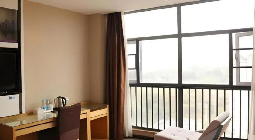 7Days Premium Yichang Railway Station East