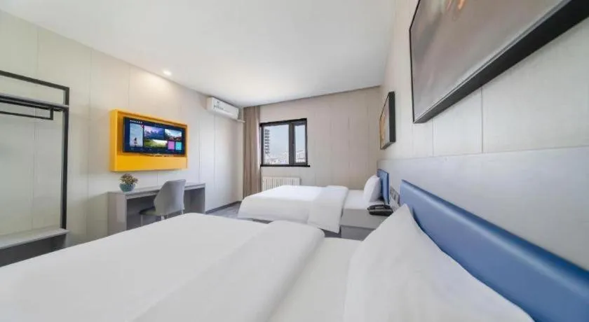 Bed in 7 Days Inn Tai'an Dongpingxi Hualian