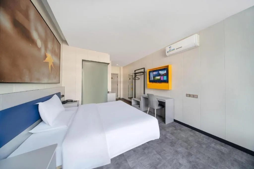 Bed in 7 Days Inn Tai'an Dongpingxi Hualian