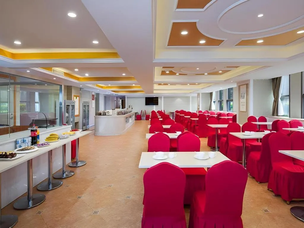 Vienna International Hotel Kunming Guangfu Road Aegean Shopping Center