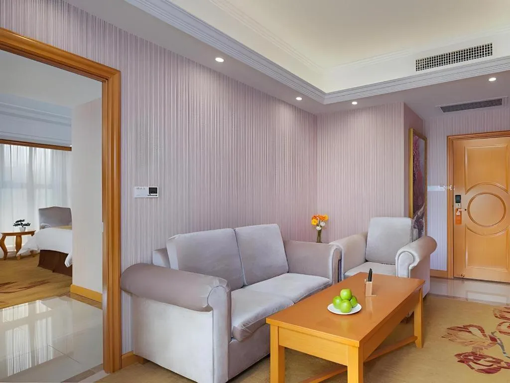 Vienna International Hotel Kunming Guangfu Road Aegean Shopping Center