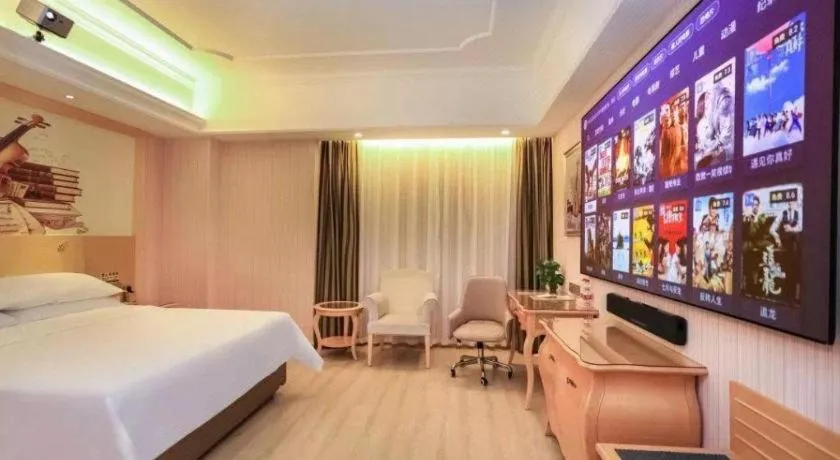 Bed in Vienna Hotel Guangzhou Airport Gaosu Pingsha