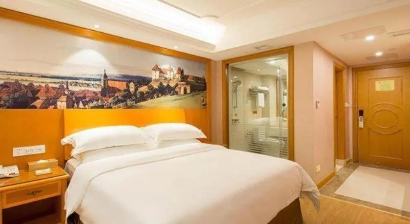 Bed in Vienna Hotel Changsha Wuyi Avenue Railway Station