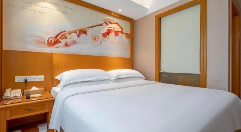 Bed in Vienna Hotel Changsha Wuyi Avenue Railway Station