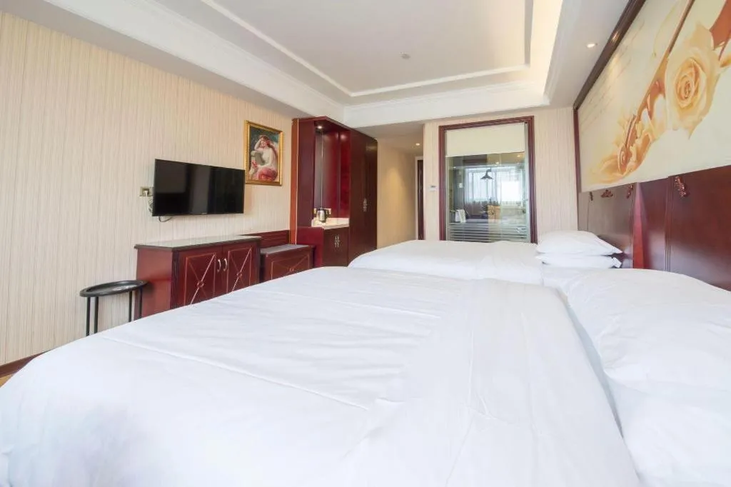 Bed in Vienna Shanghai Chongming Changxing Island