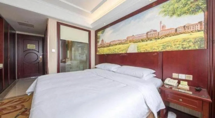 Bed in Vienna Shanghai Chongming Changxing Island