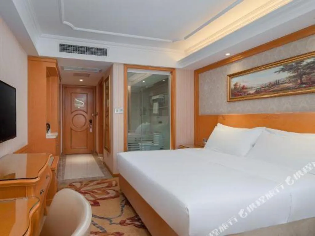 Bed in Vienna Hotel Chengdu Airport Shuangliu Wanda