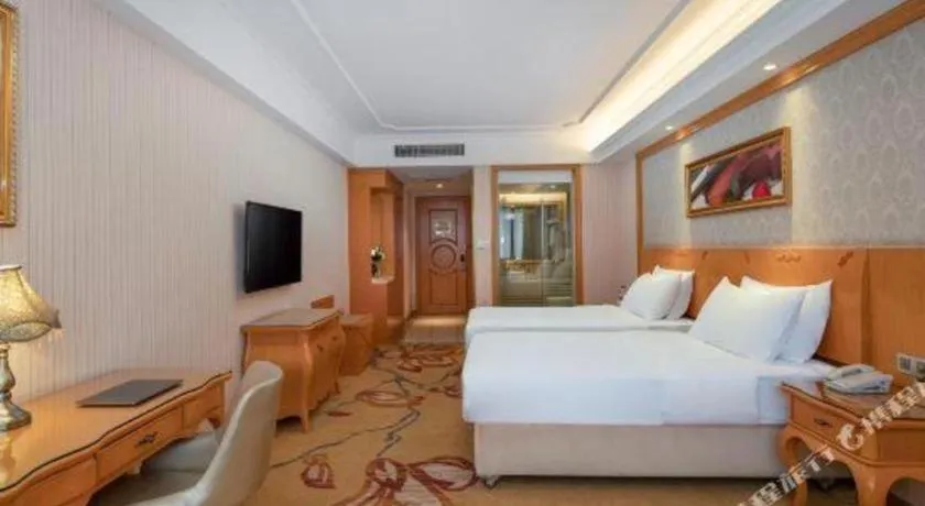 Bed in Vienna Hotel Chengdu Airport Shuangliu Wanda