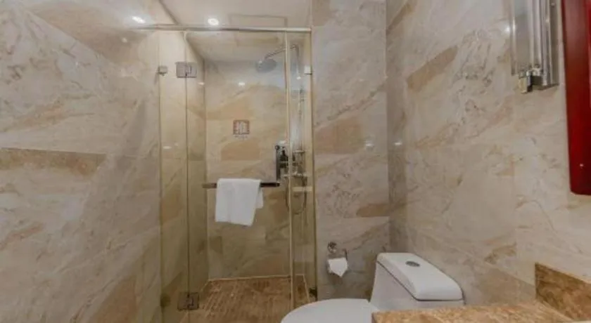 Yitel Shanghai Hongqiao Railway Station National Convention and Exhibition Center