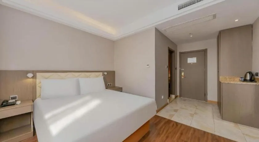 Bed in Yitel Shanghai Hongqiao Railway Station National Convention and Exhibition Center