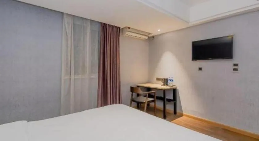 Bed in Yitel Shanghai Hongqiao Railway Station National Convention and Exhibition Center