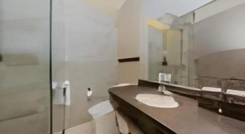 Yitel Shanghai Hongqiao Railway Station National Convention and Exhibition Center