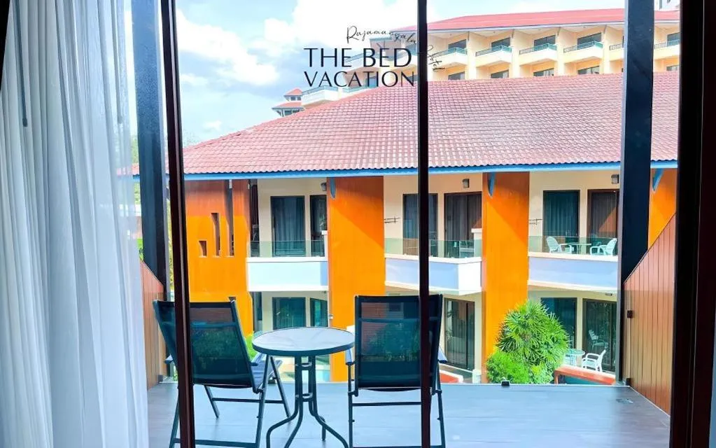 The Bed Vacation Rajamangala Hotel