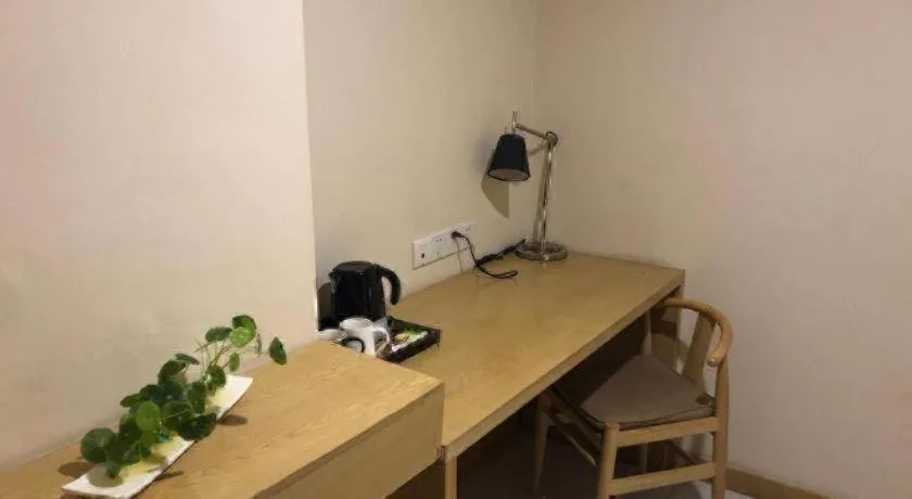 Yitel Shenyang Sanhao Street Shengjing Hospital