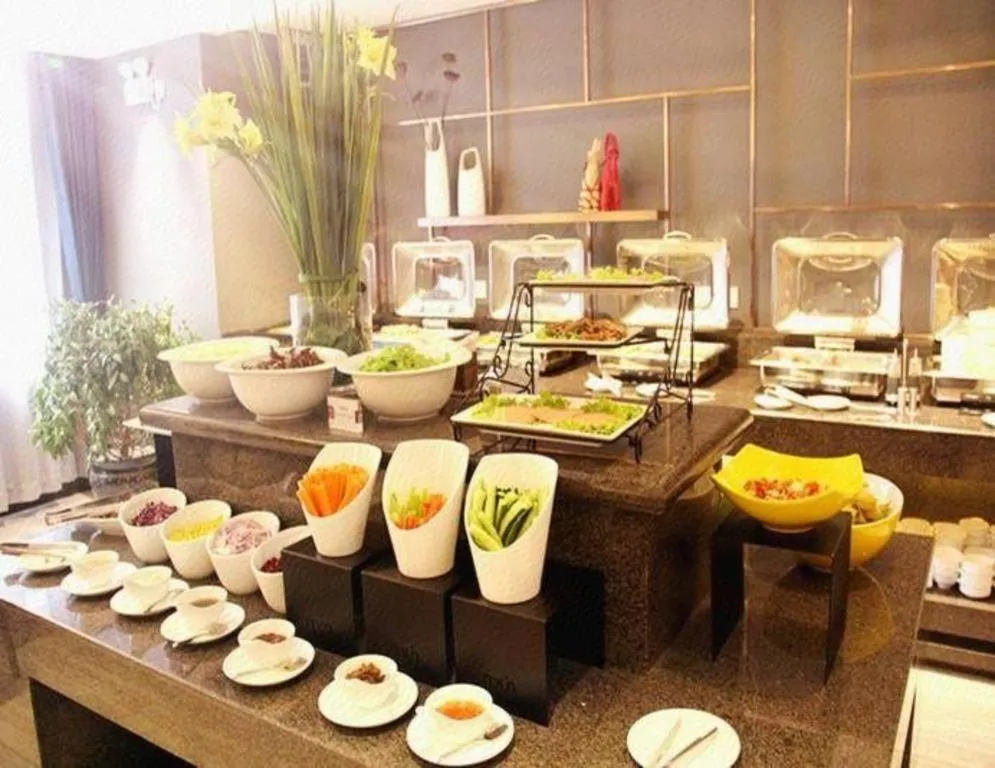 Yitel Shenyang Sanhao Street Shengjing Hospital