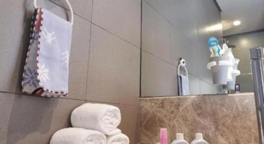 Yitel Shenyang Sanhao Street Shengjing Hospital