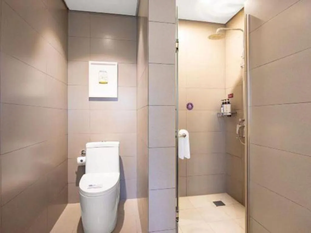 Yitel Shenyang Sanhao Street Shengjing Hospital