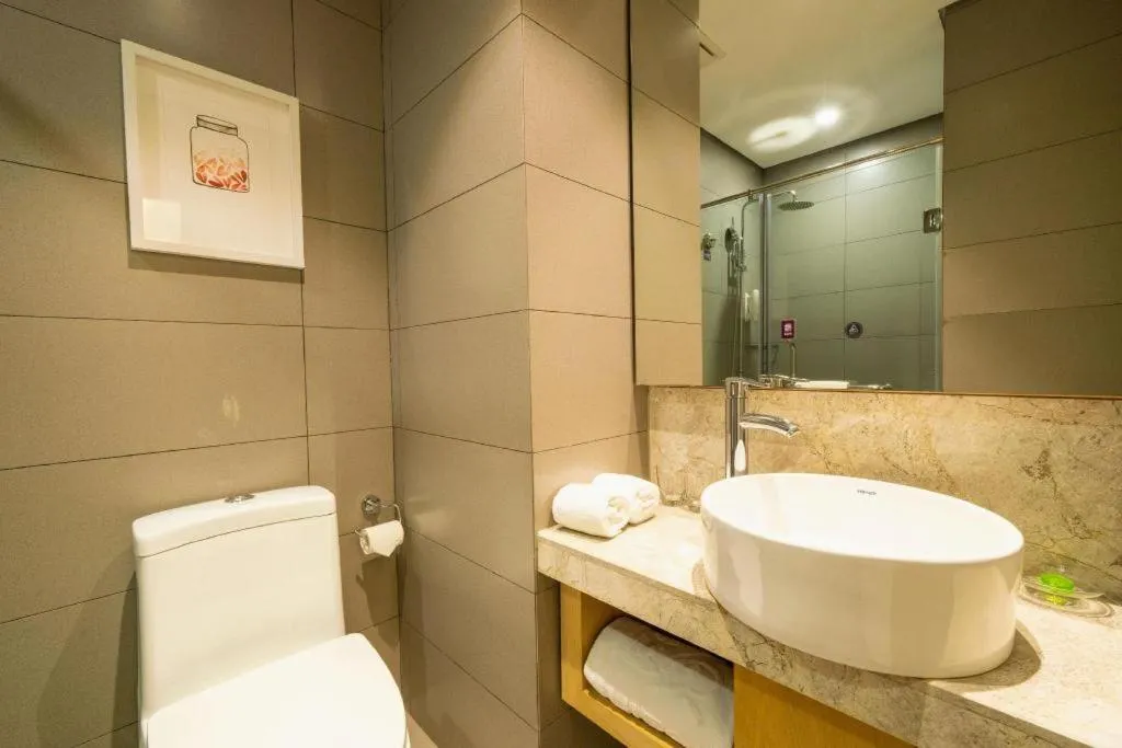 Yitel Shenyang Sanhao Street Shengjing Hospital