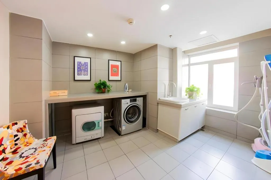 Yitel Shenyang Sanhao Street Shengjing Hospital