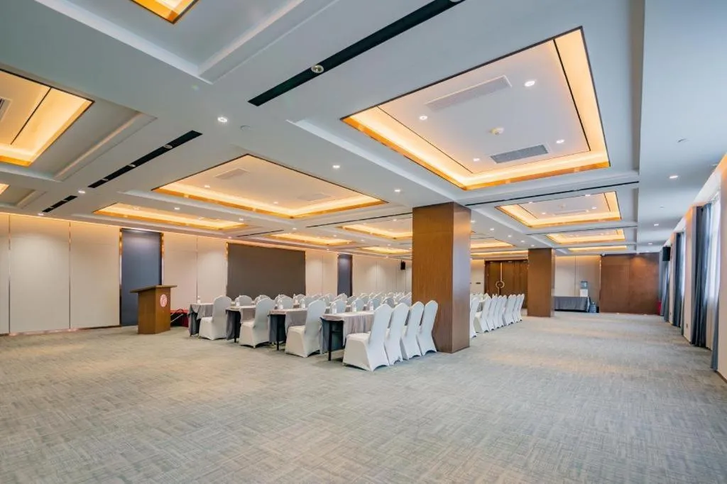 Yitel Xi'an Hi-tech Zone Wanda Plaza