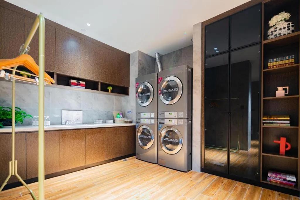 Yitel Xi'an Hi-tech Zone Wanda Plaza