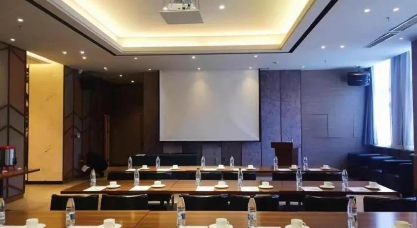 Yitel Shenyang Hunnan Olympic Sports Center Wanda Plaza