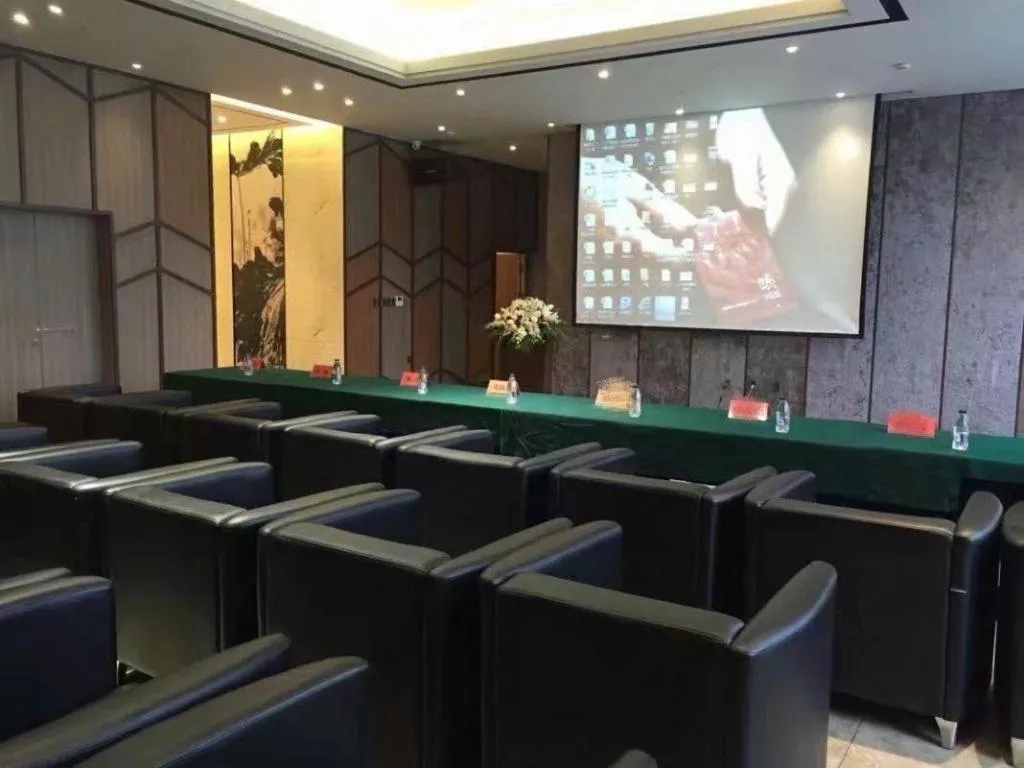 Yitel Shenyang Hunnan Olympic Sports Center Wanda Plaza