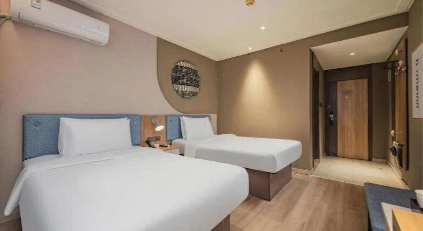 Bed in Home Inn Neo Leshan Central Food Street