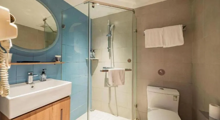 Home Inn Neo Leshan Central Food Street