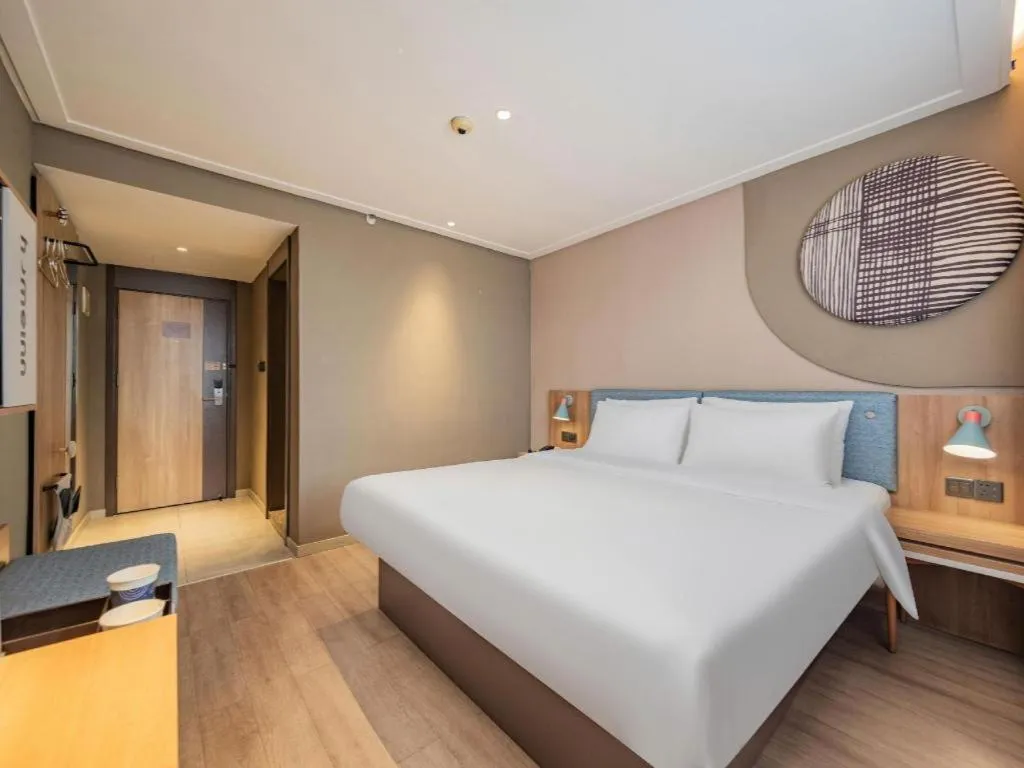 Bed in Home Inn Neo Leshan Central Food Street