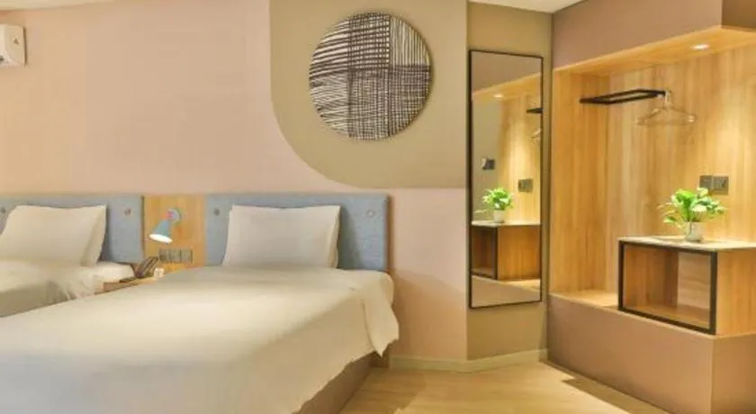 Bed in Home Inn Neo Leshan Central Food Street