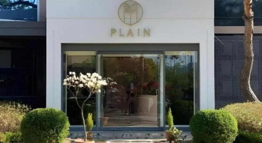 Plain Hotel