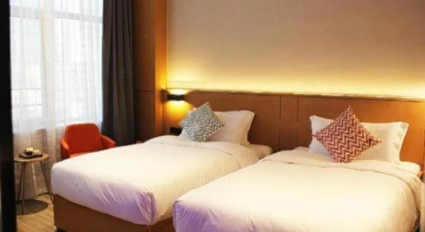 Bed in SOFIS POP HOTEL