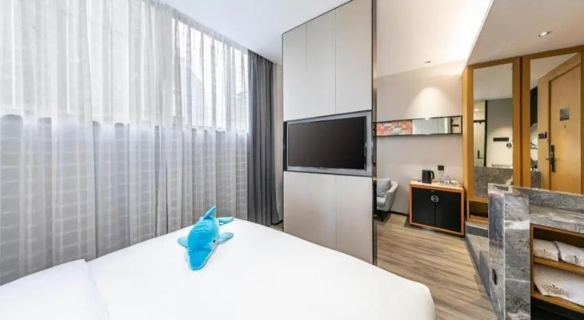 Bed in SOFIS POP HOTEL