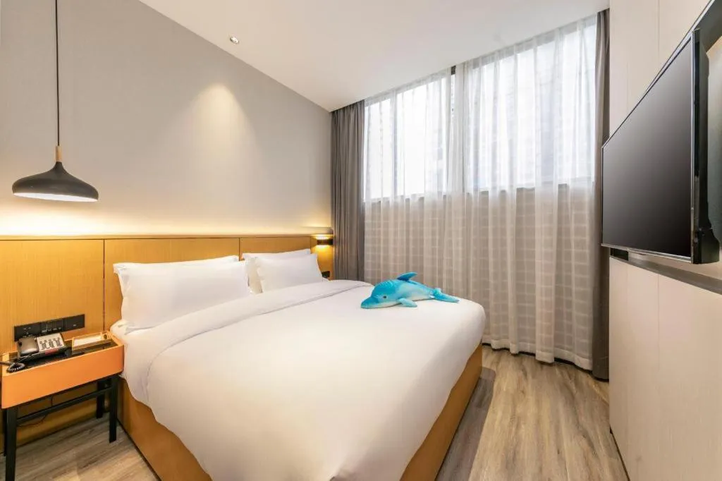 Bed in SOFIS POP HOTEL