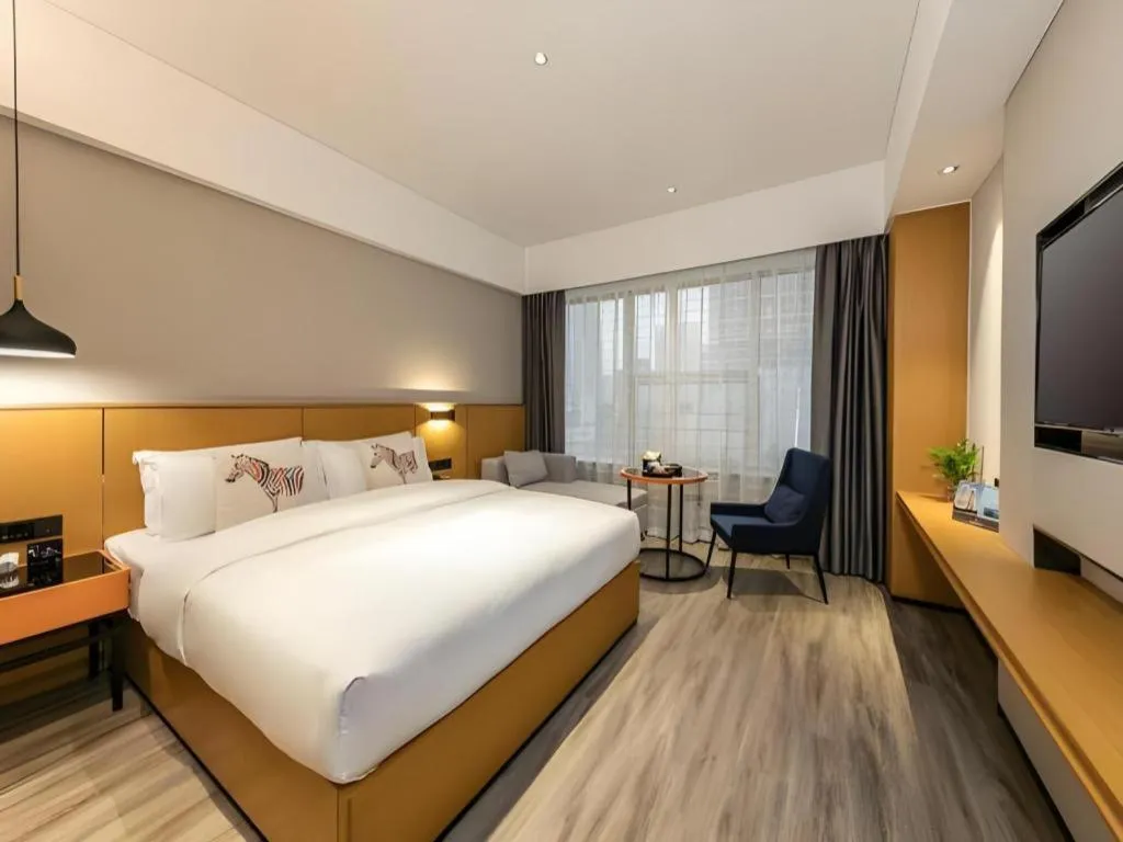 Bed in SOFIS POP HOTEL