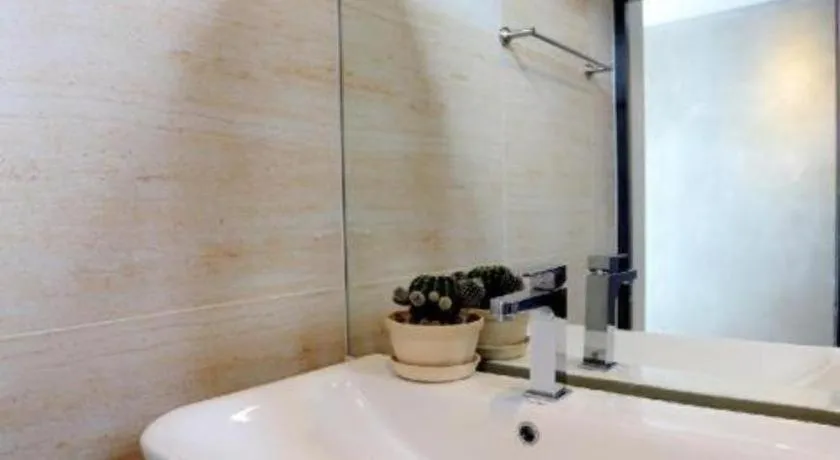 The River House Chiangkhan Hotel