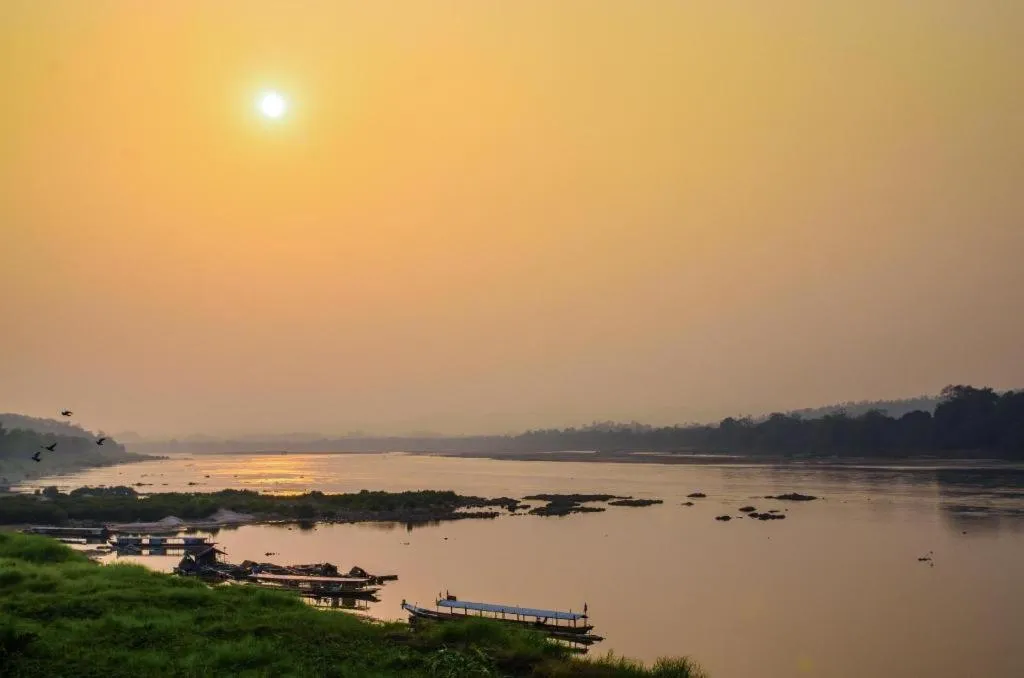 BankongRimkhong Chiangkhan - Adult Only