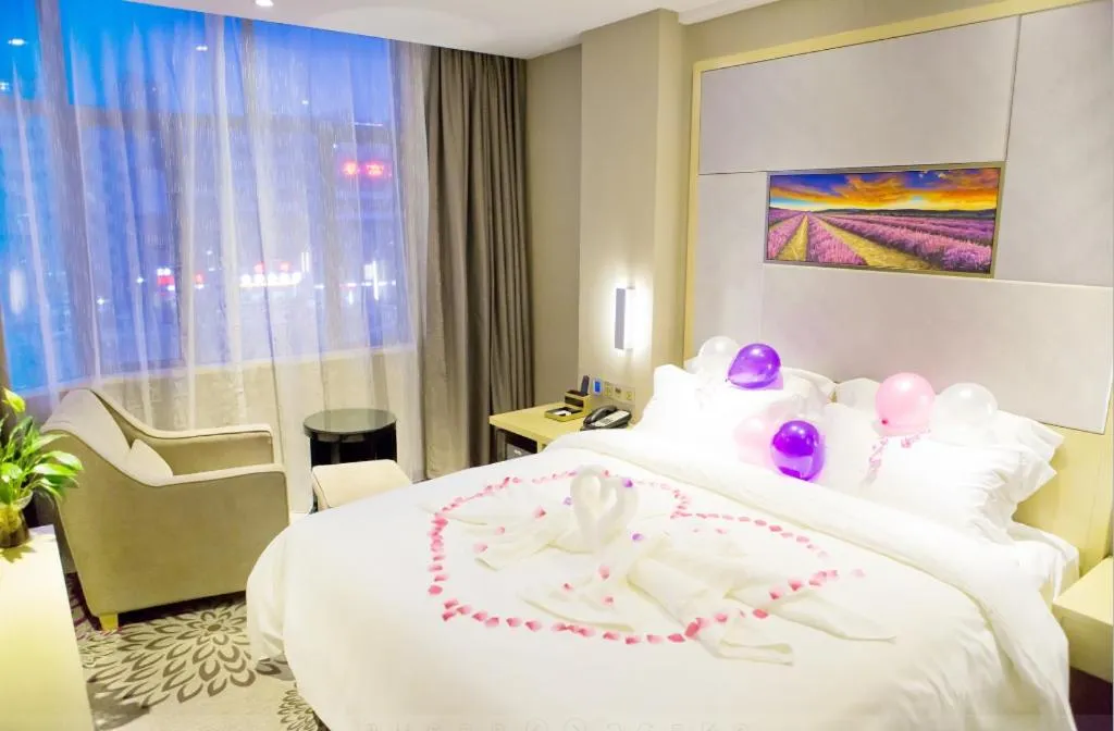 Bed in Lavande Hotels Shenzhen Longgang Dayun Center Jixiang Metro Station