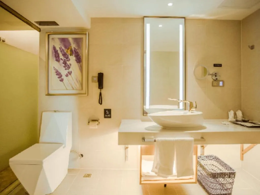 Lavande Hotels Jingshan Bus Station