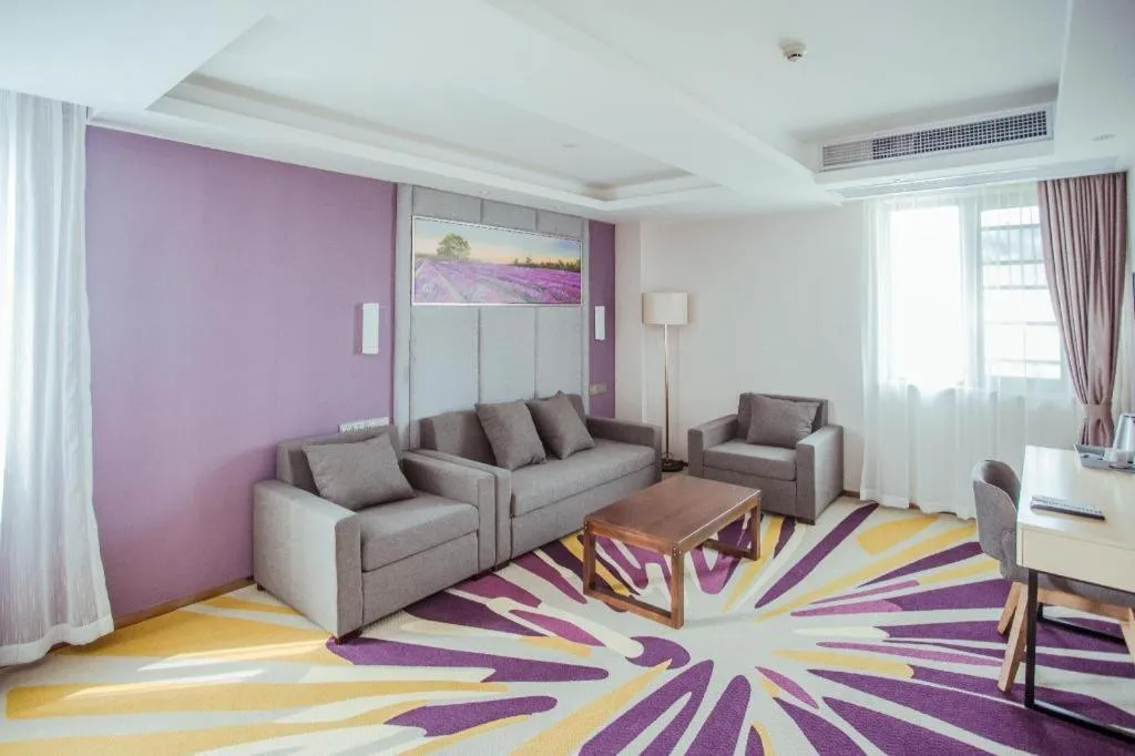 Lavande Hotels Jingshan Bus Station