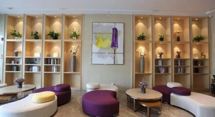 Lavande Hotels Jingshan Bus Station