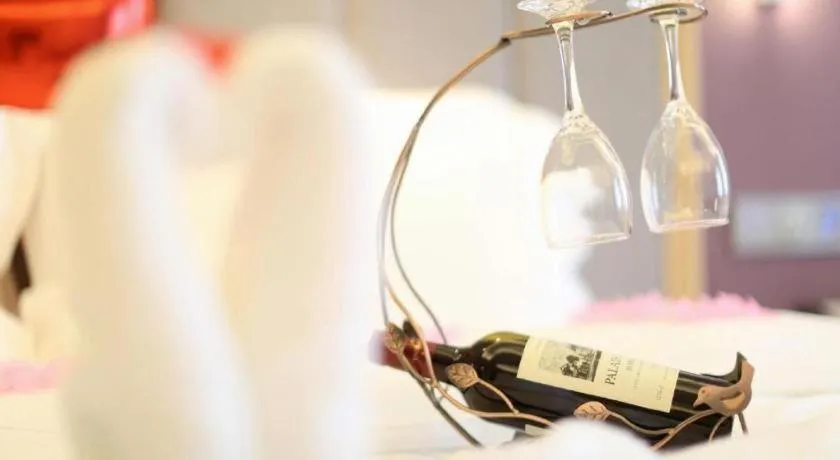 Lavande Hotels Jingshan Bus Station