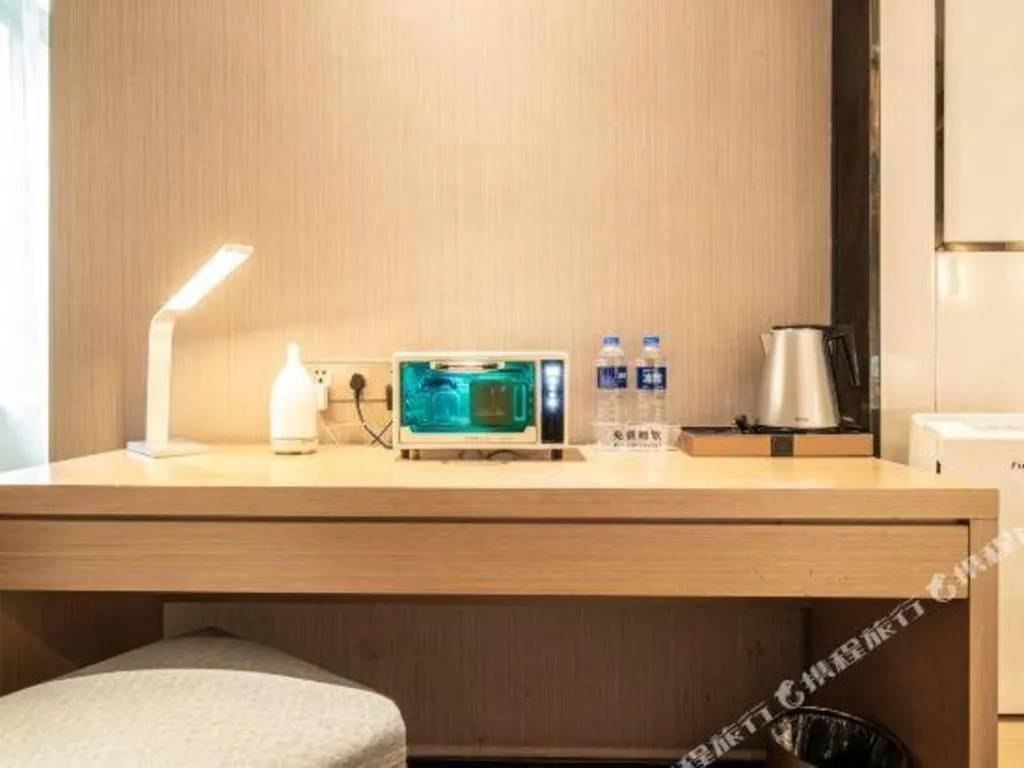 Lavande Hotel Xi'an 1st Fengcheng Road Municipal Library Metro Station