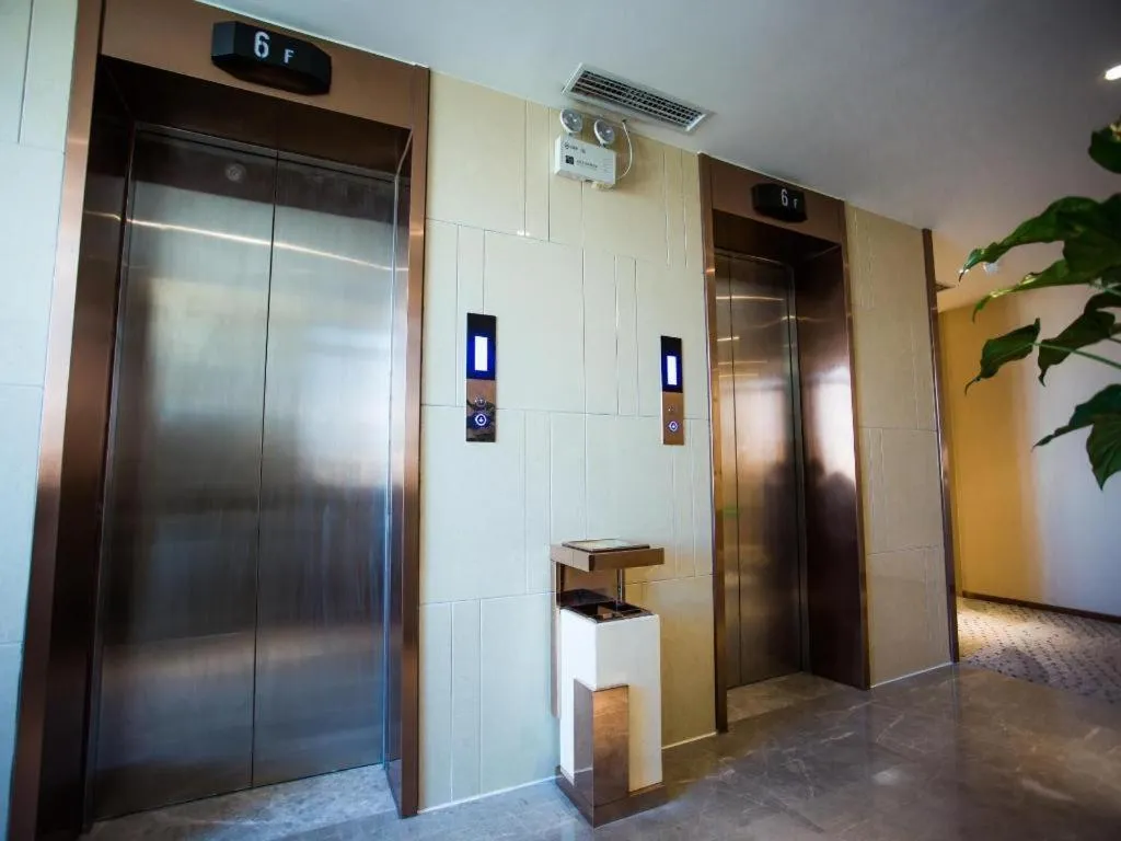 Lavande Hotels Tianjin Wuqing Highspeed ​​Railway Station Daguangming Center