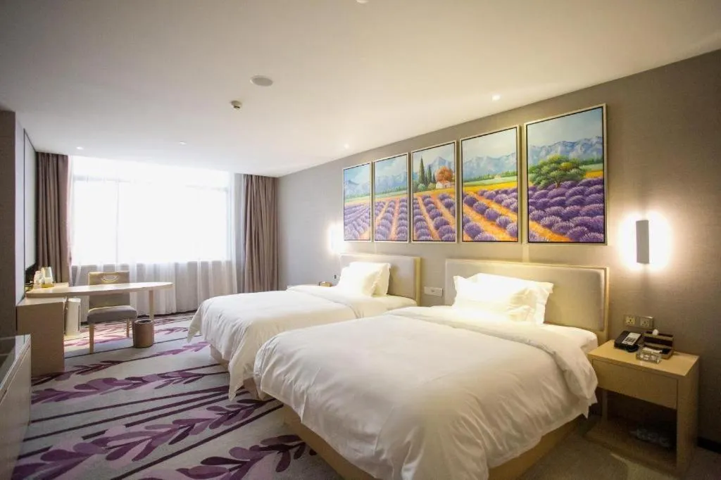 Bed in Lavande Hotels Guangzhou Jiahe Wanggang Metro Station Junhe Avenue